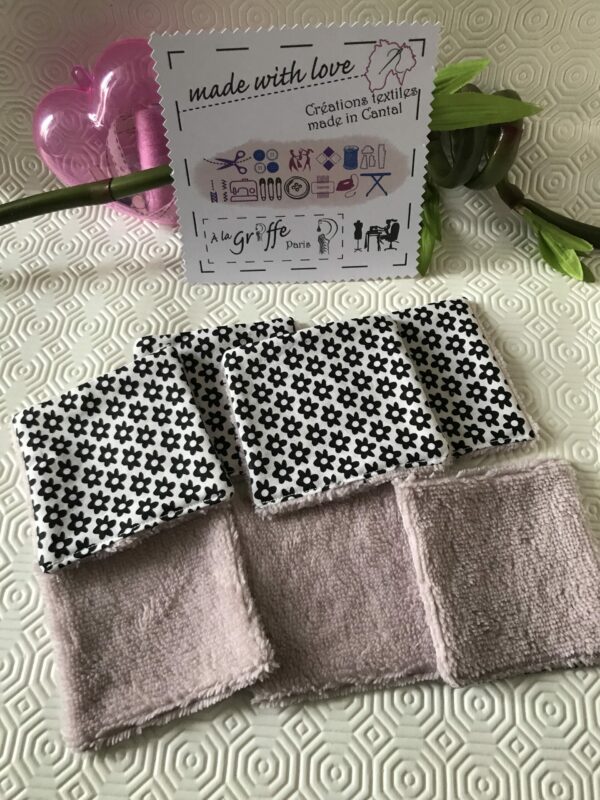 Lot de 7 Lingettes démaquillantes lavables bi matière bambou rose poudré et coton motif noir et blanc – Image 5